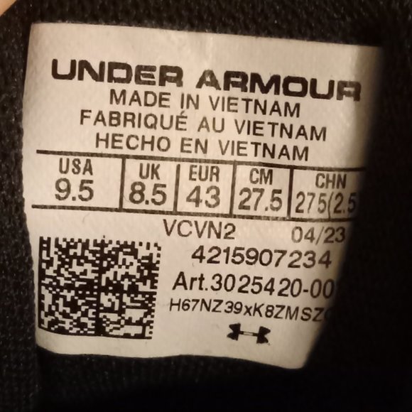 Under Armour UA Black Runners Women's shoes sneakers EUC sz 9.5 - Picture 3 of 6